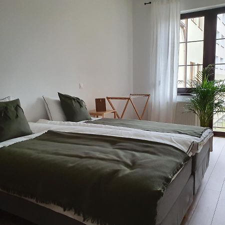 Apartament Ovoc Chodzież Kültér fotó