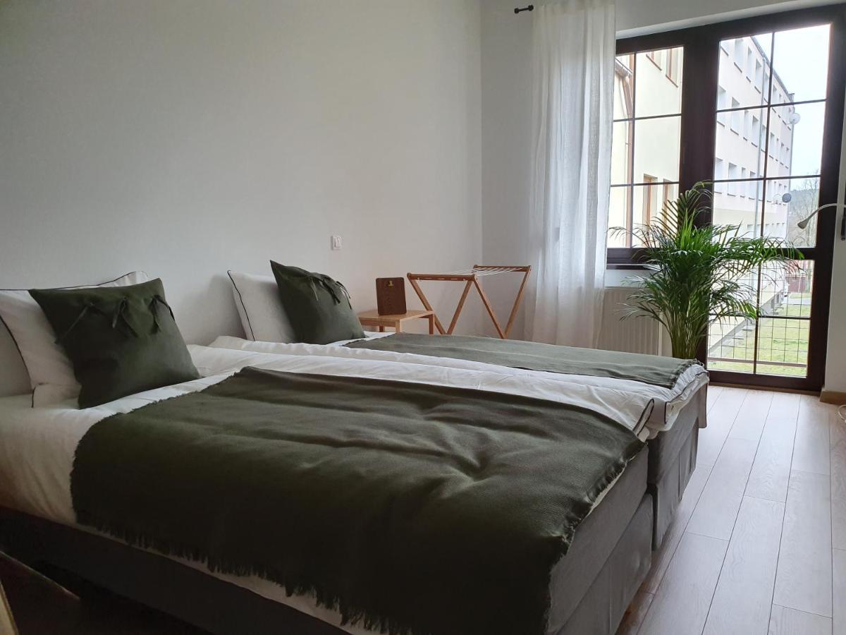 Apartament Ovoc Chodzież Kültér fotó
